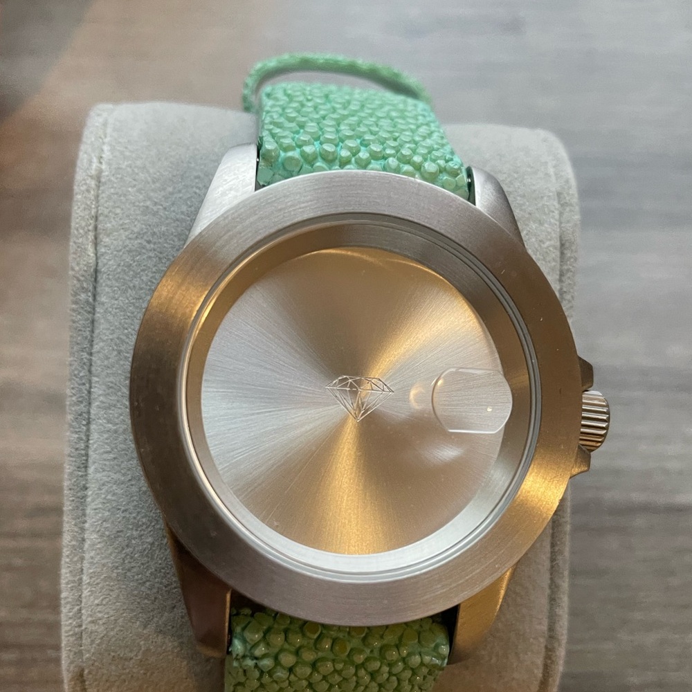 Becomb x Diamond Supply Co. Infiniti Watch